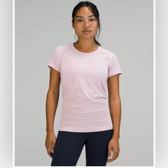 lululemon athletica Tops - Lululemon Womens Short Sleeve Swiftly Tech Shirt